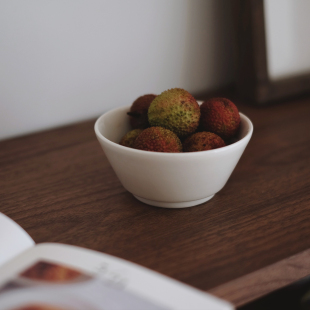 朴简杂货 奶白色陶瓷小碗 减脂期米饭碗火锅蘸料碗甜品酸奶碗