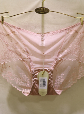 訫心SF5537性感细腻蕾丝花边超薄透气无痕纯棉裆小平角中腰女内裤