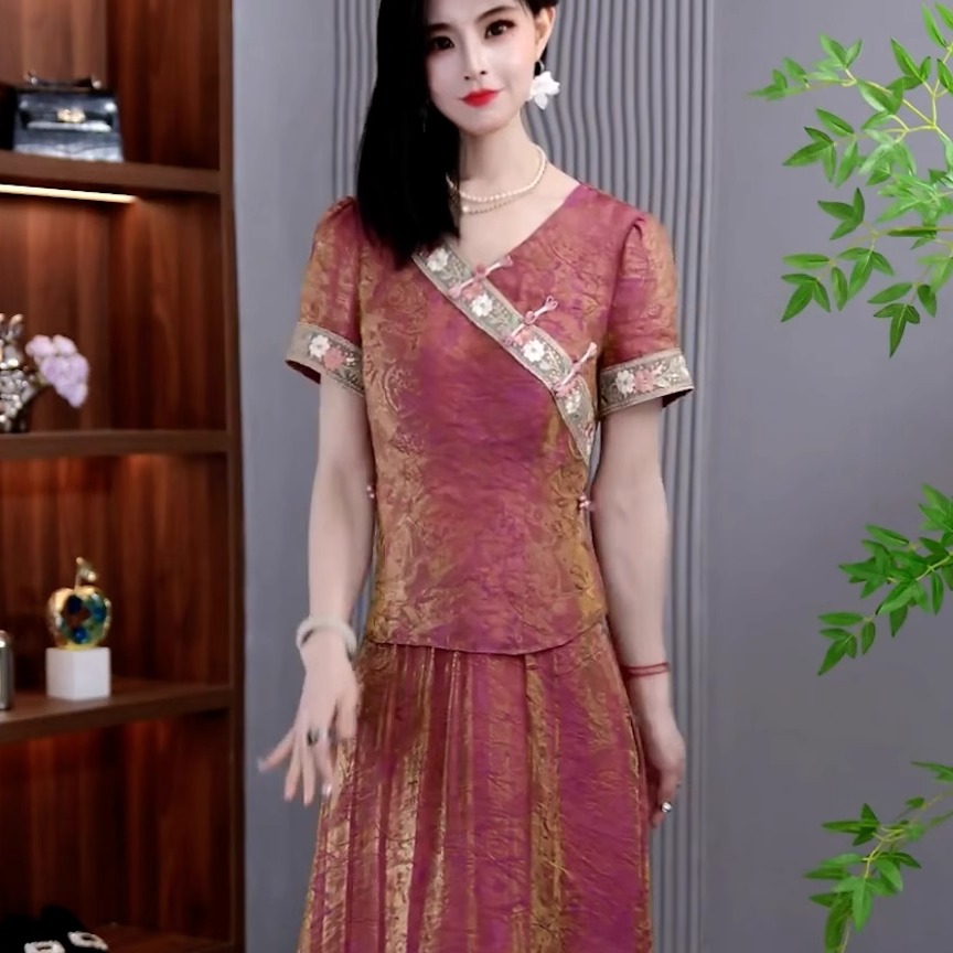 新中式时尚套装女2025夏季新款妈妈装高端精致显瘦遮肉两件套裙子