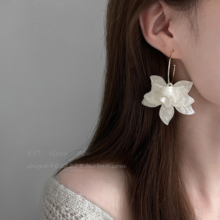 精致高级感超仙花朵耳环女夸张气质欧美风耳钉时尚气质轻奢耳饰品