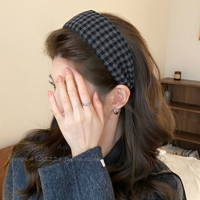 秋冬格纹毛呢宽边发箍女2026新款