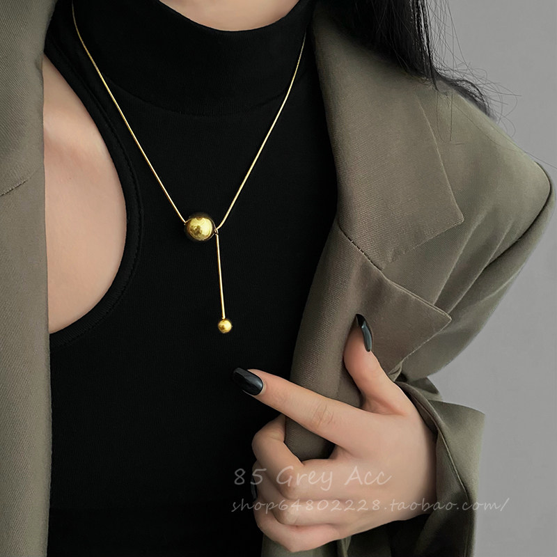 落落大方又不落俗套金属毛衣项链