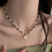 高级感彩色串珠花朵项链女2026新款 高级感轻奢小众设计叠戴锁骨链