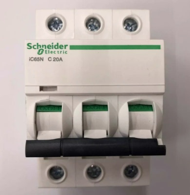 施耐德小型断路器空气开关