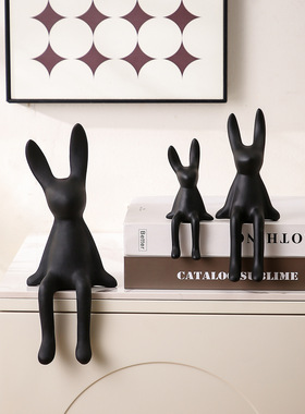 创意卡通坐姿长耳兔陶瓷摆件轻奢