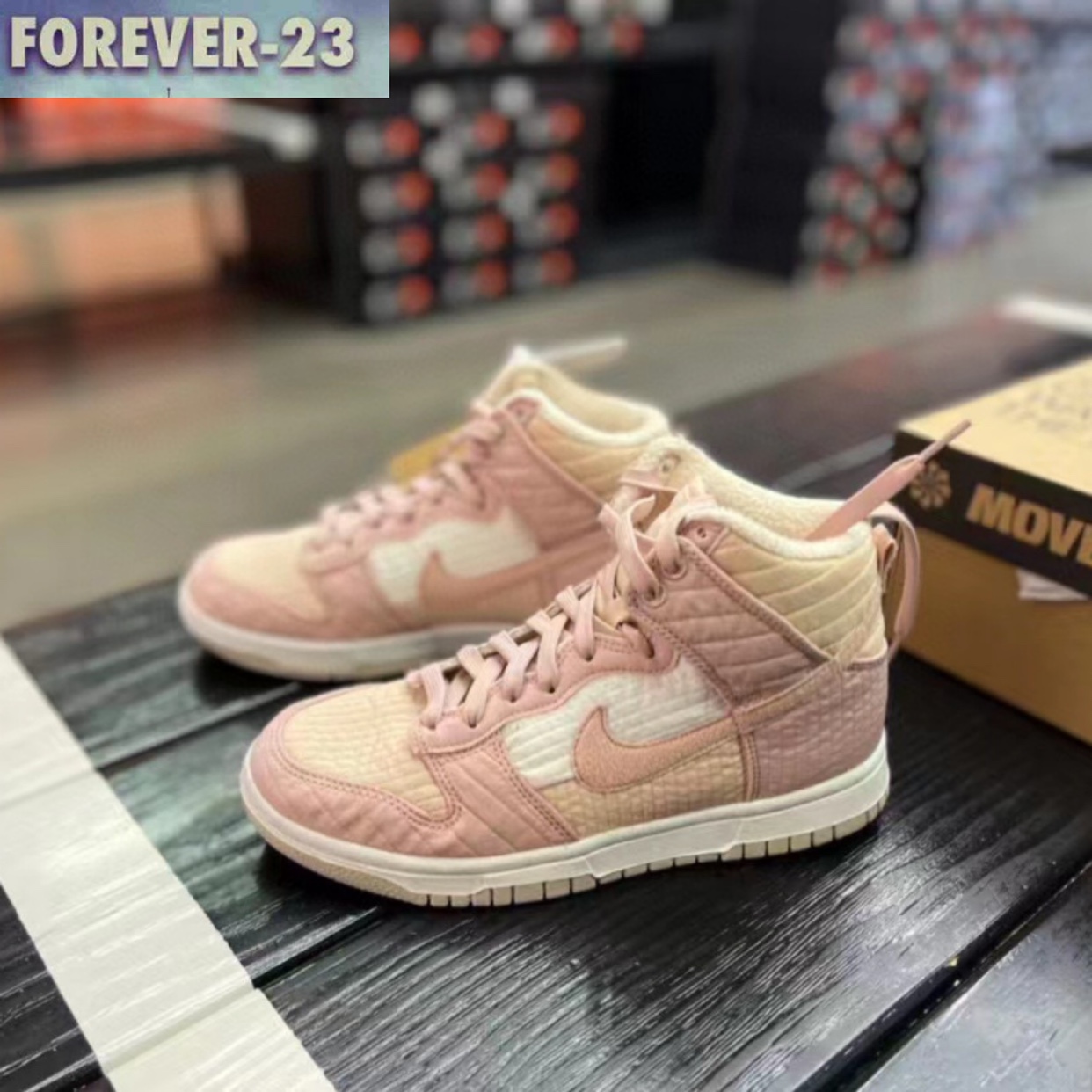 DUNK白粉复古拼接加绒环保板鞋