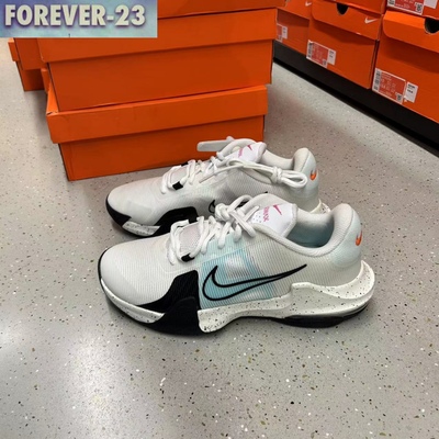 白蓝耐克透气耐磨实战篮球鞋