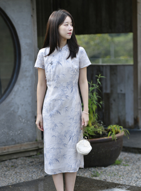 25CXC-095【竹影清浅】前世今生复古新中式蓝紫竹叶印花短袖旗袍