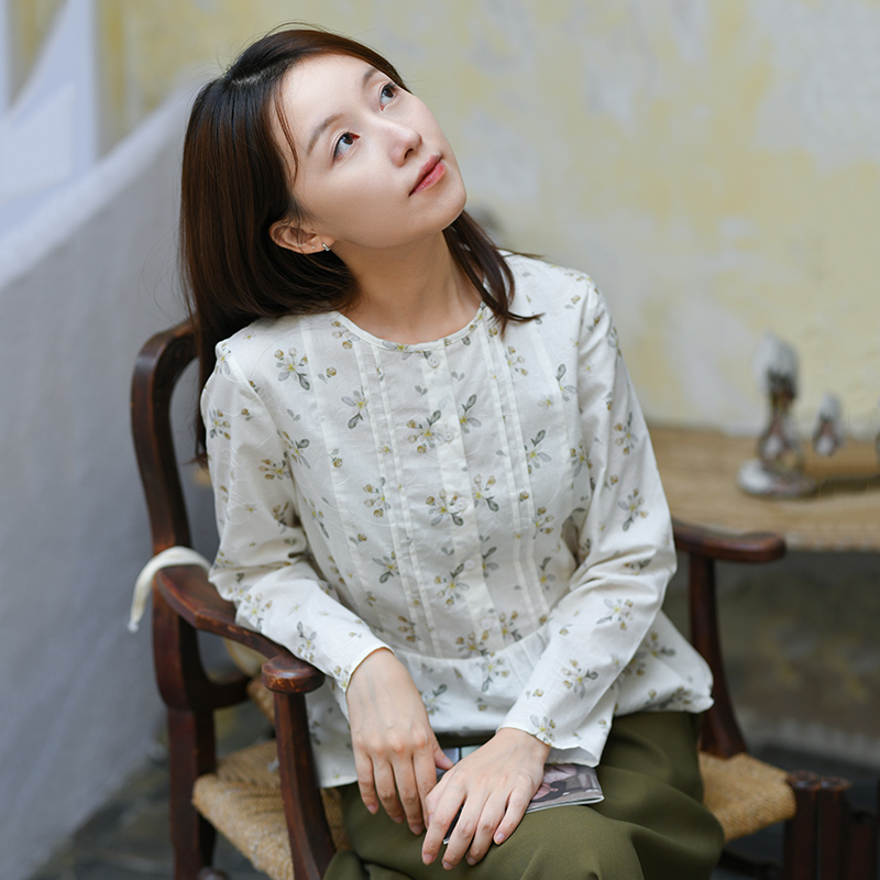 前世今生修身型圆领印花衬衫