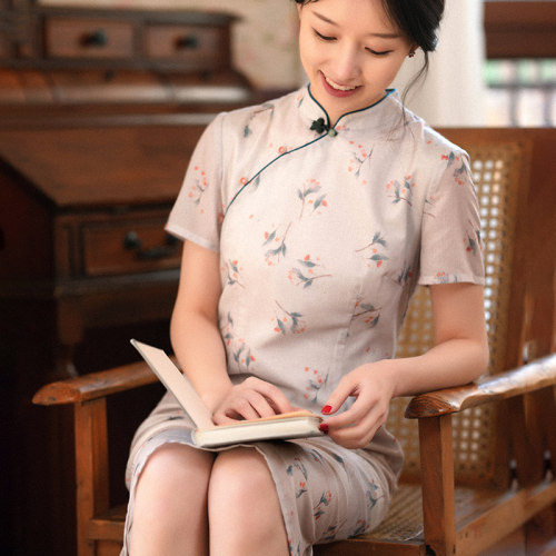 前世今生复古温婉花色旗袍