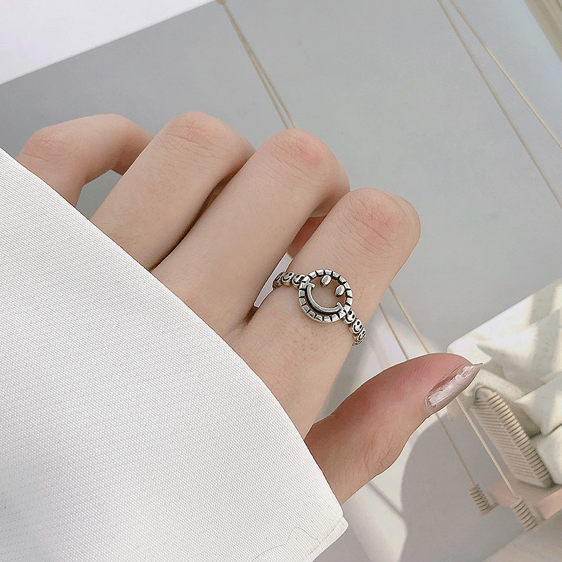 SMILEY FACE RING WOMENS INS TRENDY RETRO THAI SILVER EUROPEAN AND AMERICAN JUMPING COLD WINDY NICHE OPEN INDEX FINGER RING