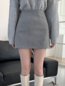 浅灰色高腰毛呢半身裙女秋冬2025新款 呢子a字裙显瘦一步短裙冬裙