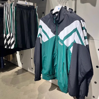 阿迪达斯三叶草复古拼色运动外套