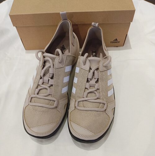 Adidas阿迪达斯涉水鞋男女夏季轻便透气运动网面溯溪鞋 HP8636