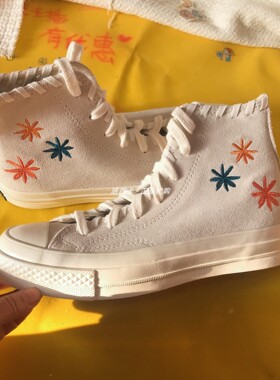 CONVERSE匡威 特价 1970S刺绣小花卉翻毛皮高帮运动板鞋 A04298C