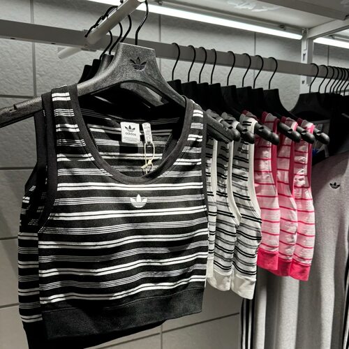 Adidas三叶草正品女子运动健身背心无袖T恤KE3721 KE3722 KE3723