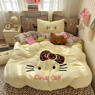 2026新款网红爆款豹纹kitty毛巾绣床上用品双人四件套学生三件套4