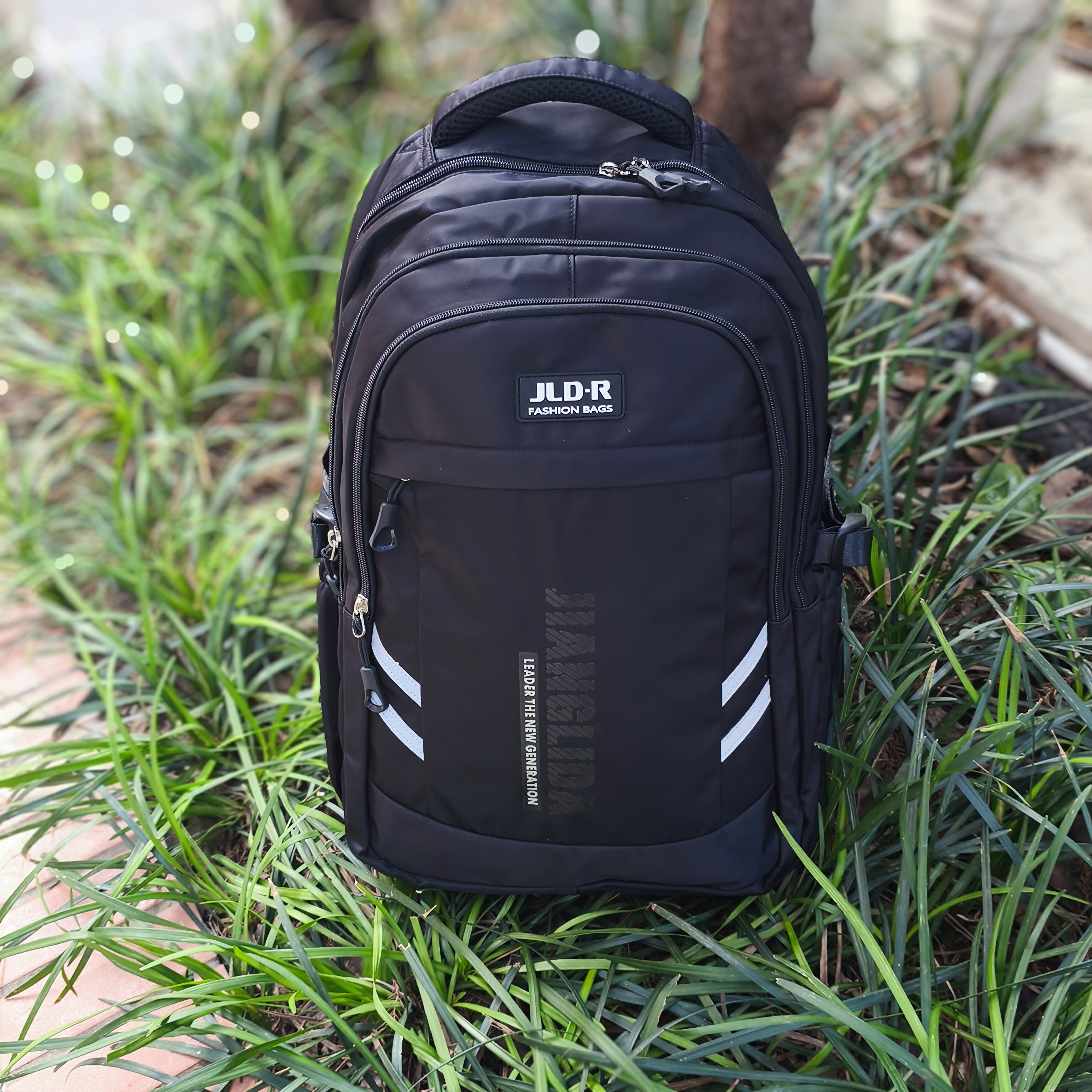 书包男生初中生高中大容量大学生电脑背包耐磨护脊轻便防水双肩包,运动包/户外包/配件,双肩背包,淘宝优惠券,粉丝福利购,淘宝优惠卷