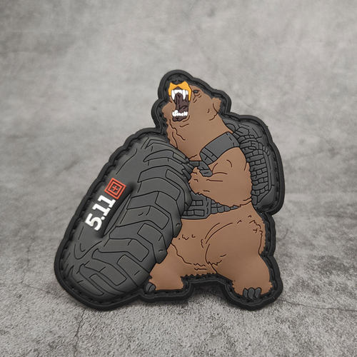 511PVC轮胎熊魔术贴章背包徽章