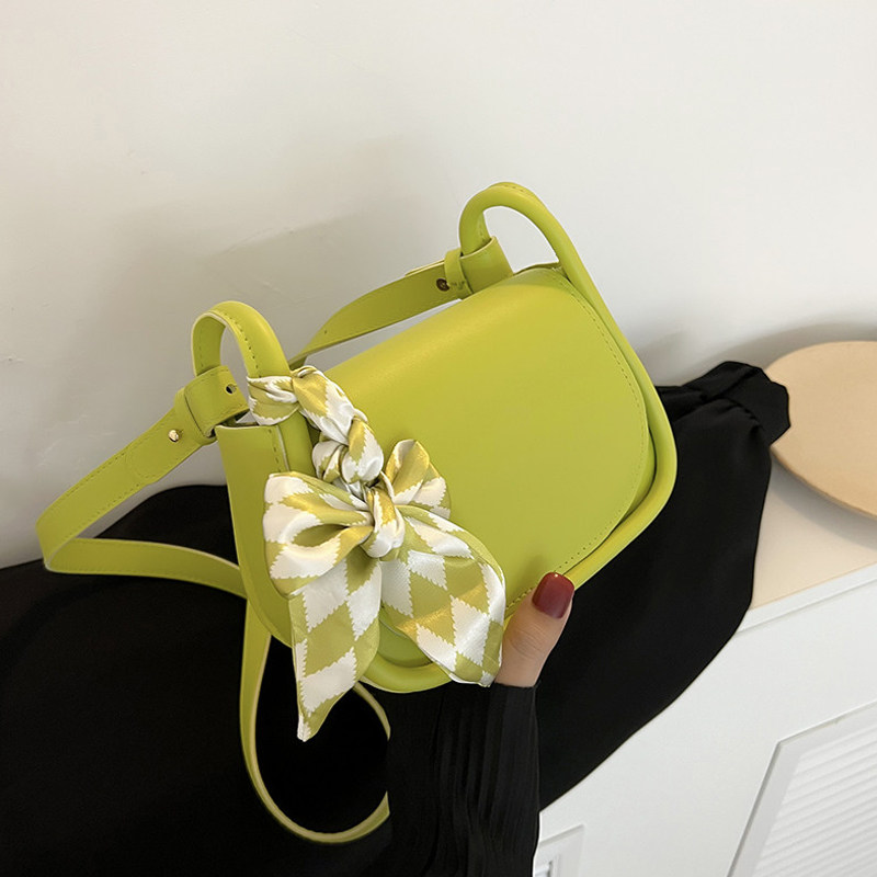 今年流行简约小包包女2022新款丝巾单肩腋下包ins小众复古斜挎包,箱包皮具/热销女包/男包,小方包,淘宝优惠券,粉丝福利购,淘宝优惠卷