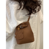 韩国斜挎小包女包包2025新款 潮时尚 荔枝纹水桶包百搭ins手机包