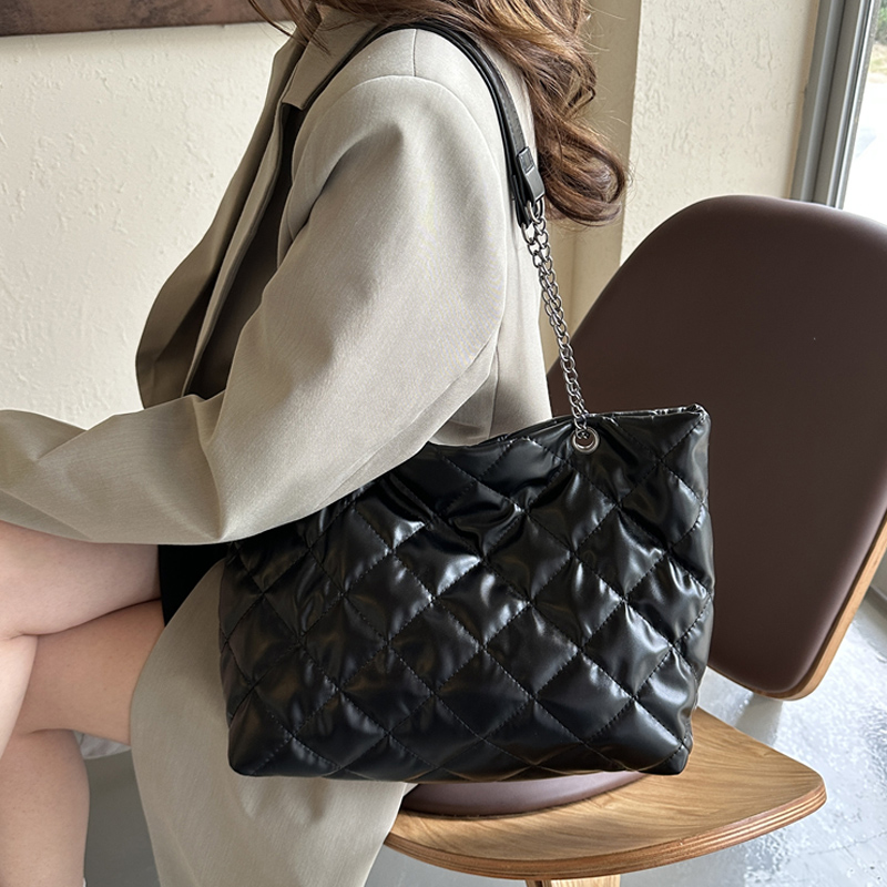 麦瑞雅大容量通勤单肩托特腋下包