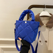 绣线包包女2023新款 时尚 大容量单肩包洋气百搭褶皱手提斜挎水桶包