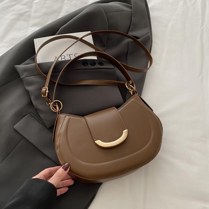 高级感小众设计时尚百搭马鞍包