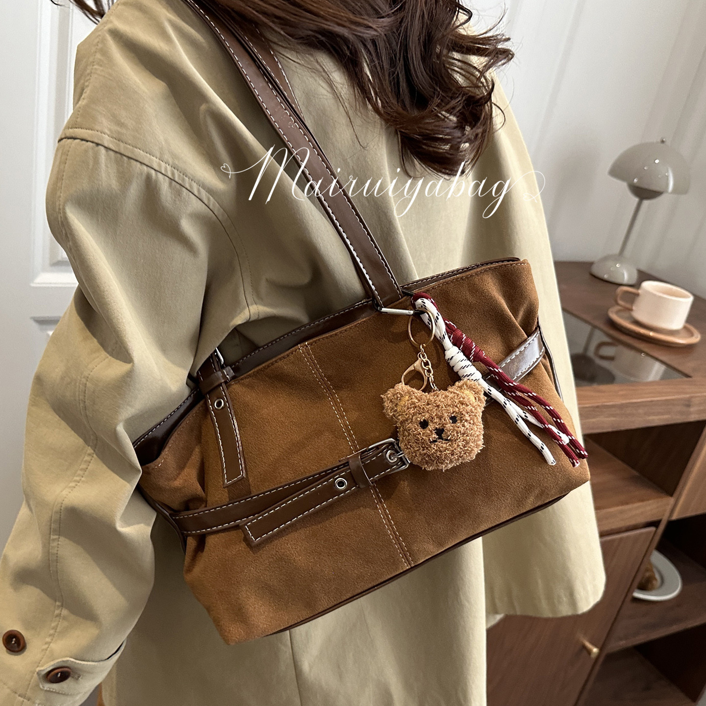 大容量复古腋下小众通勤托特包