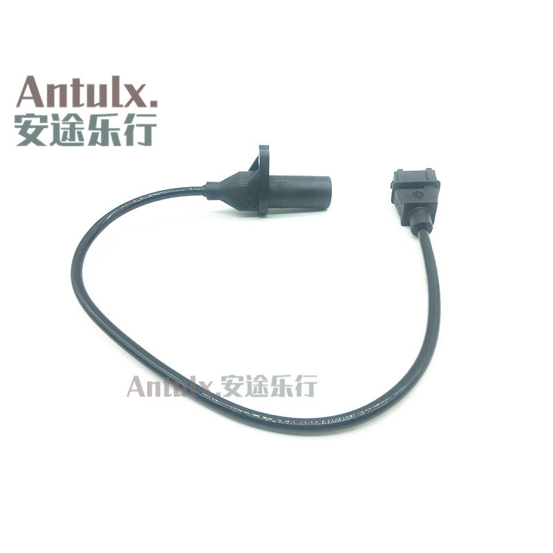 适用原厂奇瑞qq瑞虎/A5/A3/481 0.8排量转速传感器曲轴位置传感器