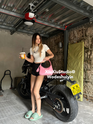 Deadly DD性感美女印花T恤短款修身美式辣妹短袖女休闲上衣潮