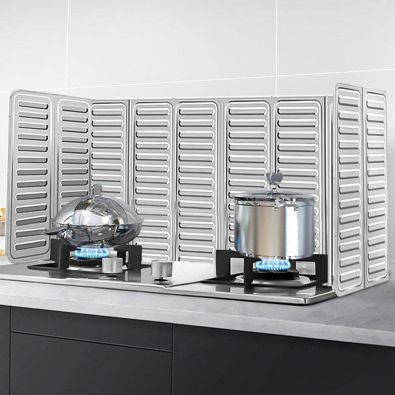 日本厨房燃气灶挡油板炉灶围罩家用炒菜防溅油喷油灶台隔油挡板