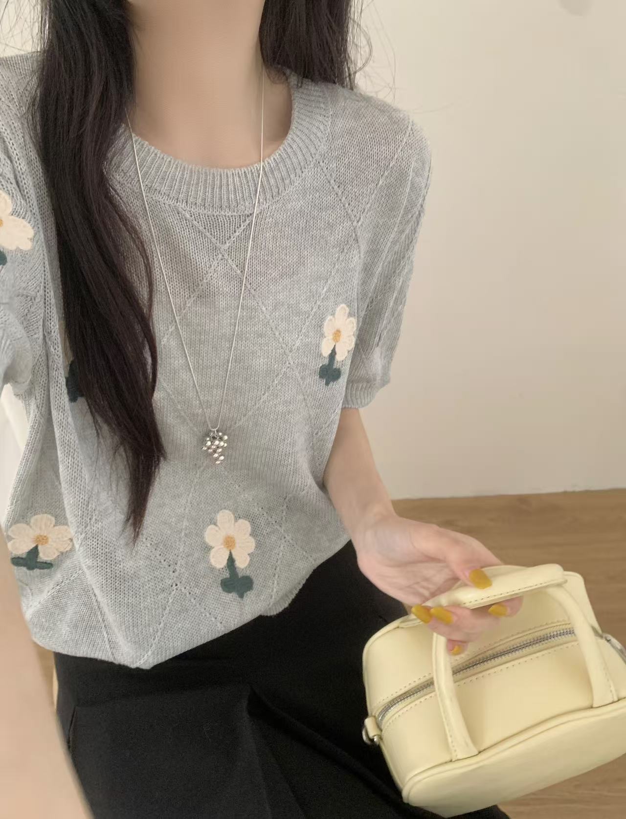 法式复古立体花朵短袖针织衫女