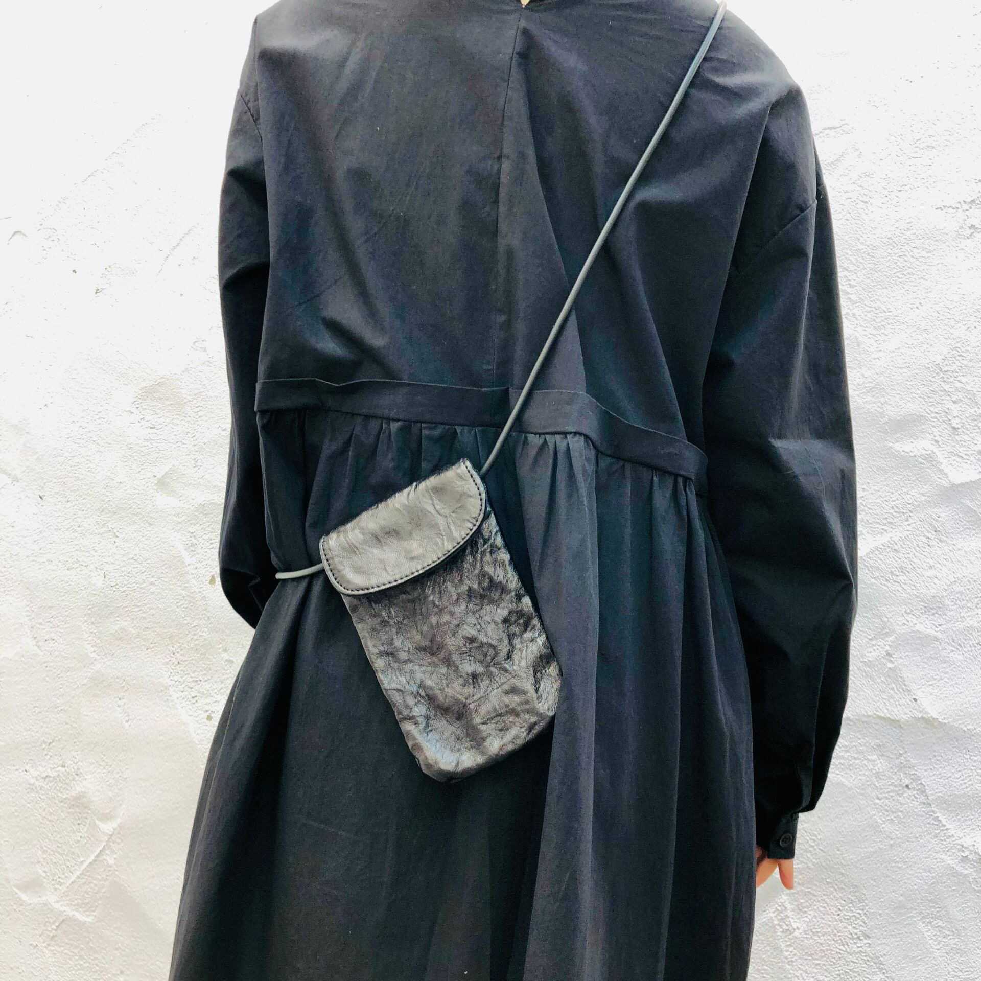 暗黑系手工抓褶山羊皮潮时尚单品