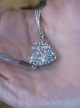 磁吸闪钻多层叠戴爱心项链