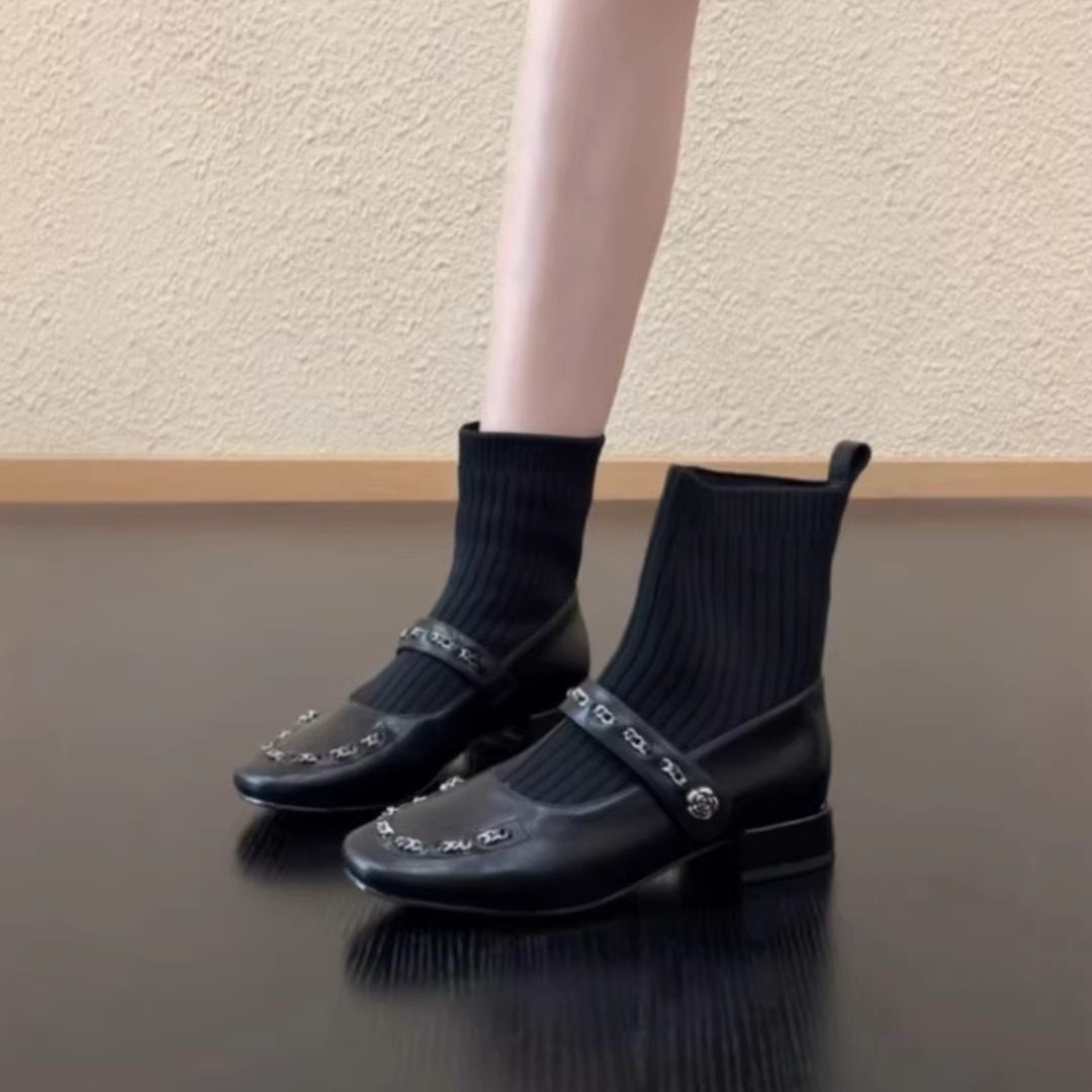 RubyL/3.5cm法式方头玛丽珍短靴女弹力袜靴金属链条装饰黑色牛皮,女鞋,弹力靴/袜靴,淘宝优惠券,粉丝福利购,淘宝优惠卷