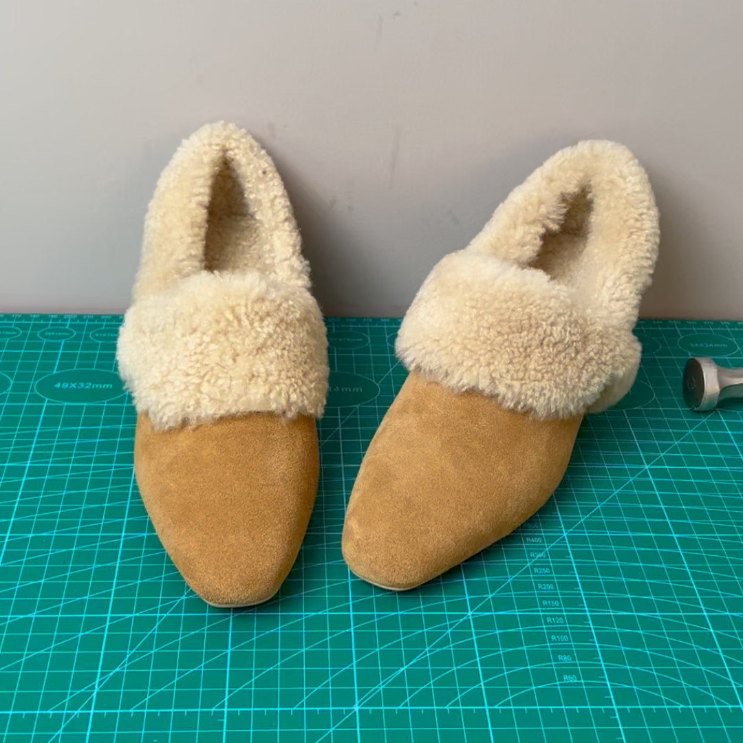 内增高单鞋百搭舒适羊羔毛