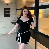 白茶月光 交叉绑带收腰修身 显瘦纯欲辣妹设计感短裙G142