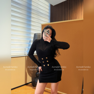 A市女主角 轻奢辣妹风金属装饰扣设计掐腰显瘦修身连衣裙女G471