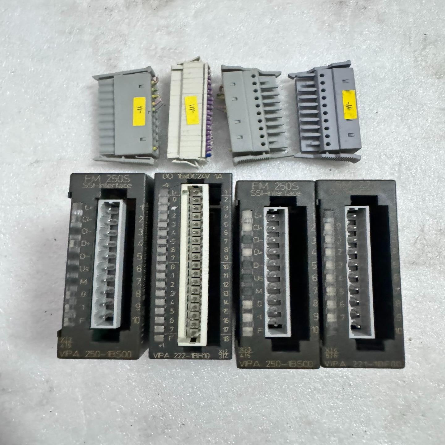 惠朋VlPA   250-1BS00 两个  222-1BH【议价】