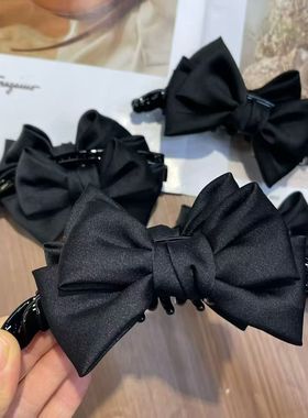 随手一捏就好看的香蕉夹黑色双面缎面蝴蝶结竖夹秋冬后脑勺盘发夹