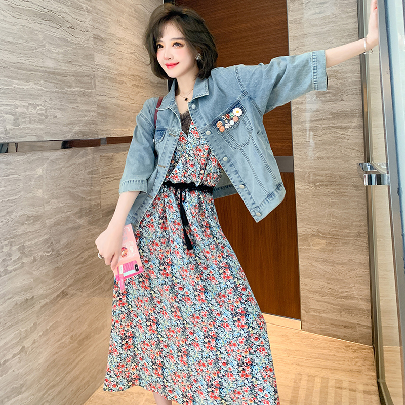 MIUCO钉珠翻领牛仔外套+收腰显瘦碎花连衣裙两件套女2023