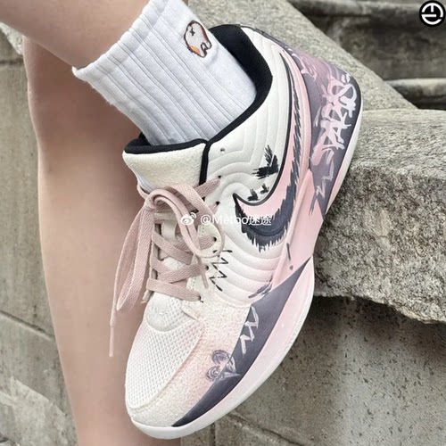 迷途定制球鞋 Nike Ja 2 莫兰特黑粉骑士渐变手绘涂鸦实战篮球鞋