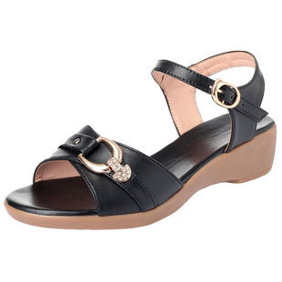 中老年妈妈凉鞋女士夏季新款坡跟厚底舒适软底真皮凉鞋大码女鞋子