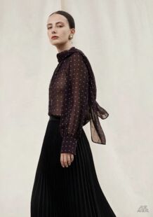 2026秋季新款女装时尚气质百搭显瘦长袖衬衫女设计感小众上衣