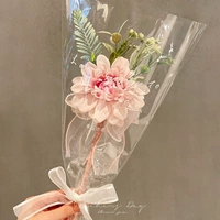 Розовый epiphyllum-bouquet из луков