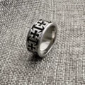 Concave Cross Ring
