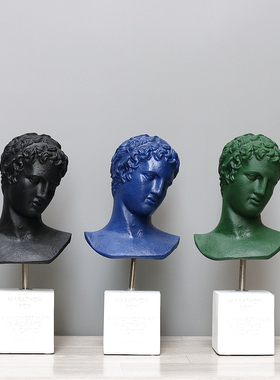 马拉松男孩人物雕像样板房树脂