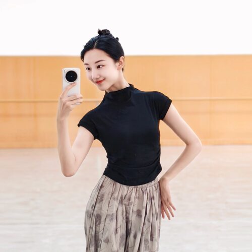 现代舞夏季成人舞蹈服短袖上衣练功修身中国古典民族跳舞服女瑜伽