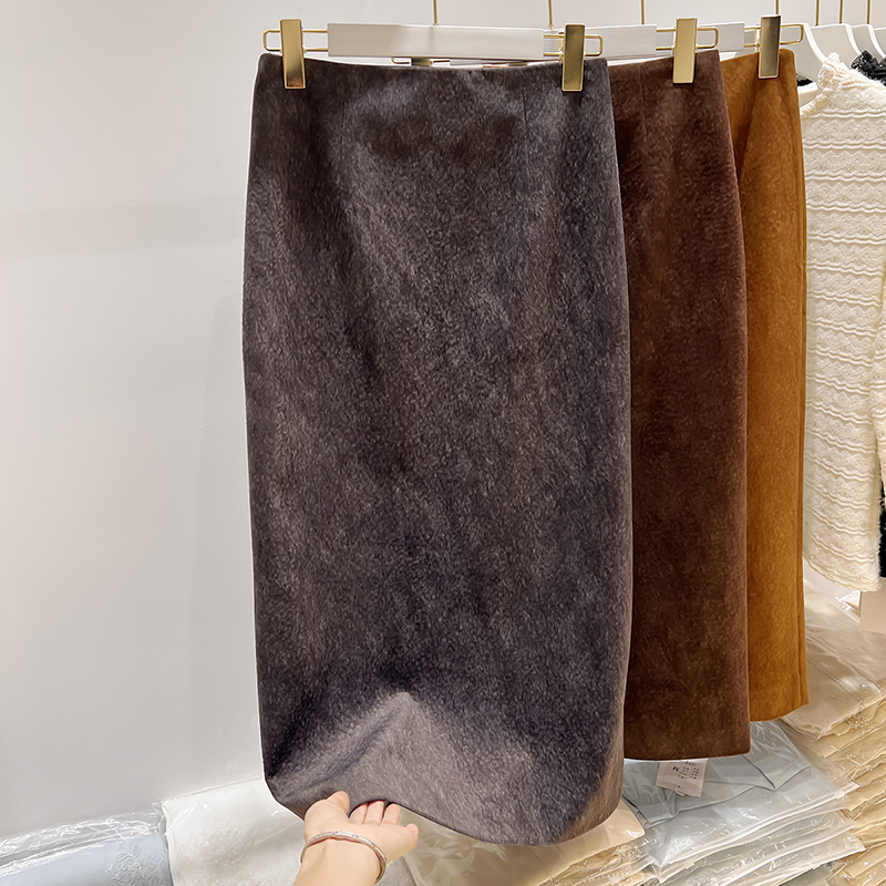 2025新款韩国气质显瘦纯色高腰加厚保暖磨毛绒中长款半身裙女秋季